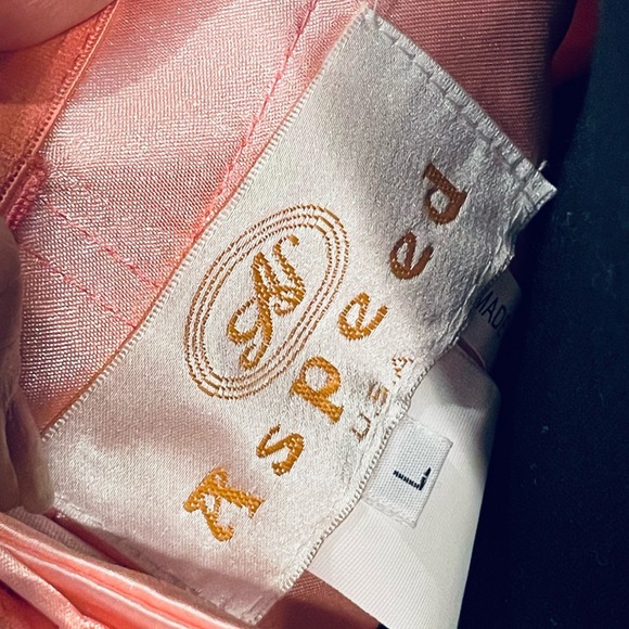 Formal Dress - Picture 6 of 10